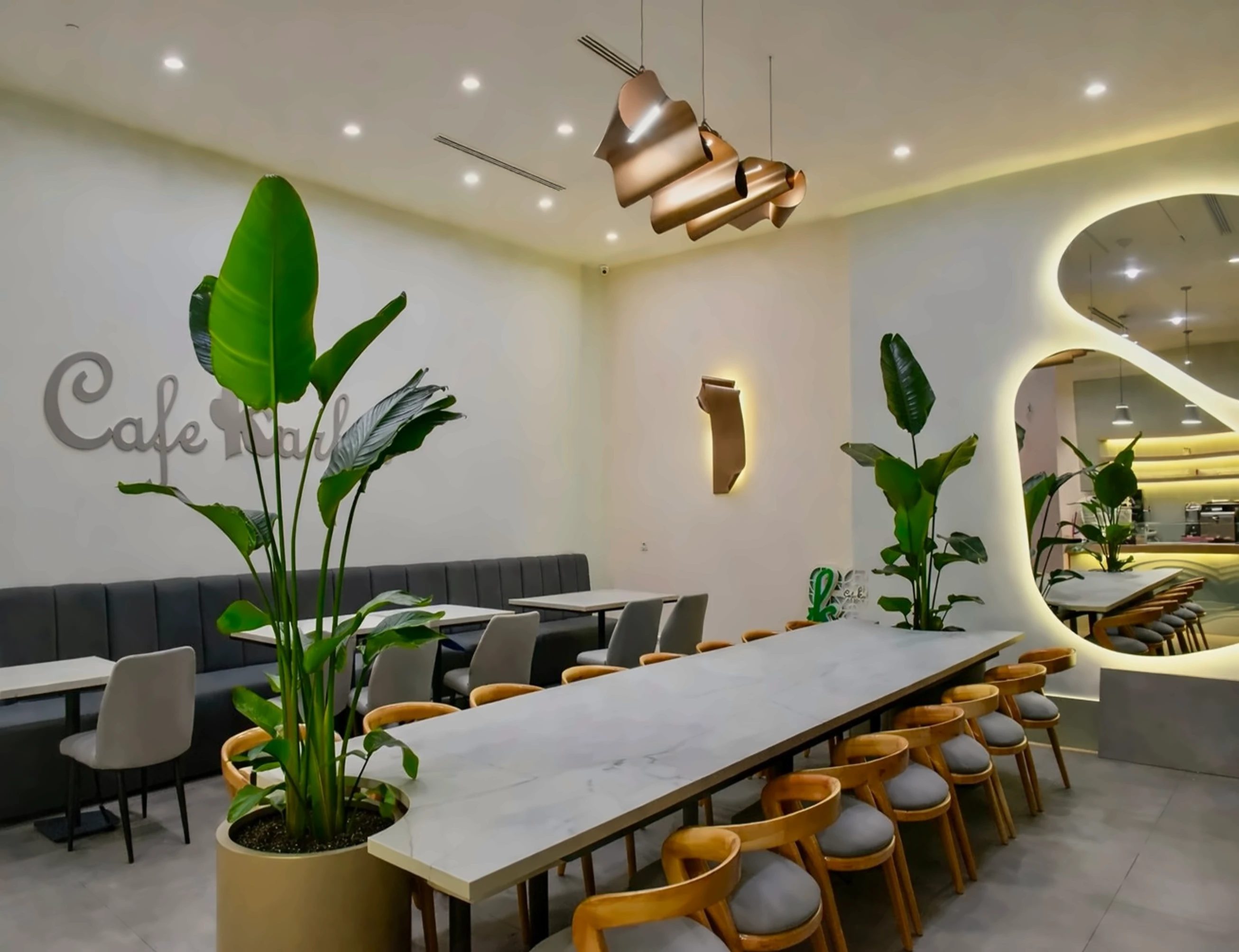 طراحی داخلی کافه کاربین در سوهانک، نمای ۱۲